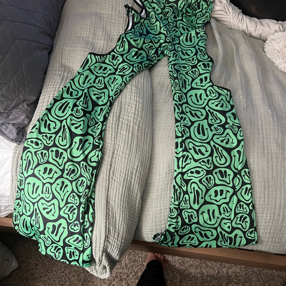 iHeartRaves Green and Black Flare Cut Out Smiley Pants